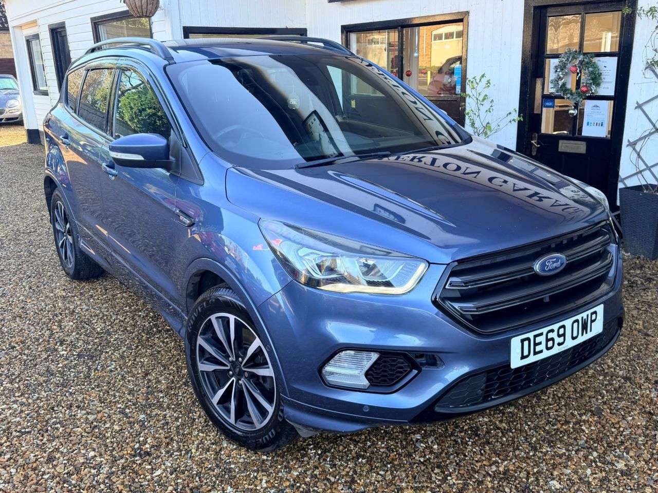 A 2020 FORD KUGA 2.0 TDCi EcoBlue ST-Line SUV 5dr Diesel Manual Euro 6 (s/s) (150 ps) A 2020 FORD KUGA 2.0 TDCi EcoBlue ST-Line SUV 5dr Diesel Manual Euro 6 (s/s) (150 ps)