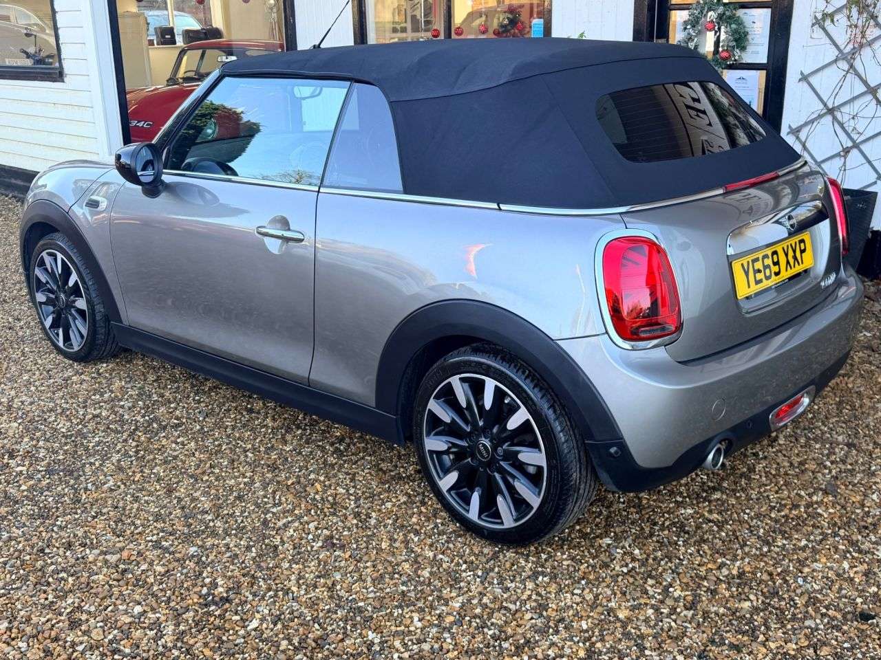 2019 MINI CONVERTIBLE 2019 MINI CONVERTIBLE