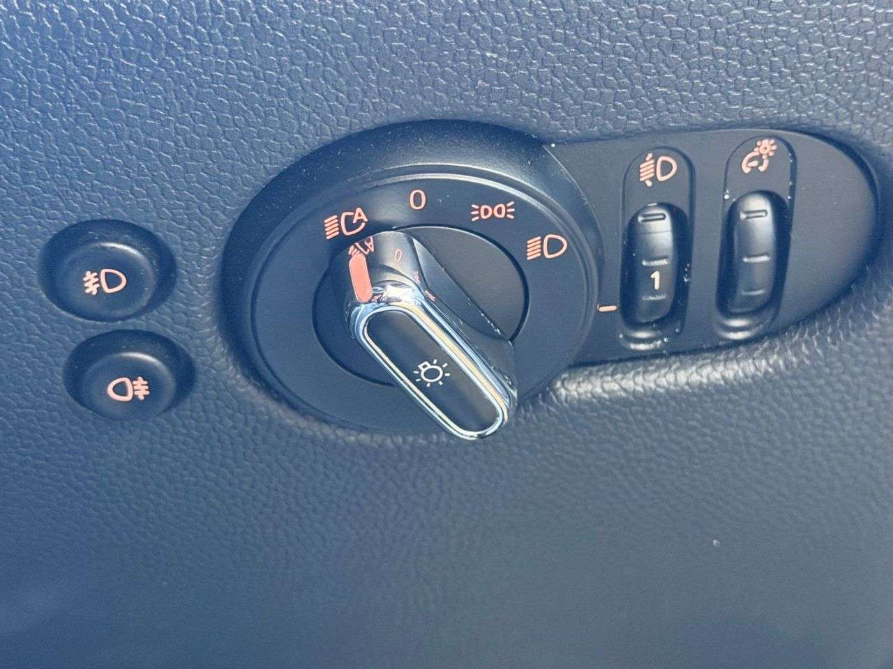 2019 MINI CONVERTIBLE 2019 MINI CONVERTIBLE