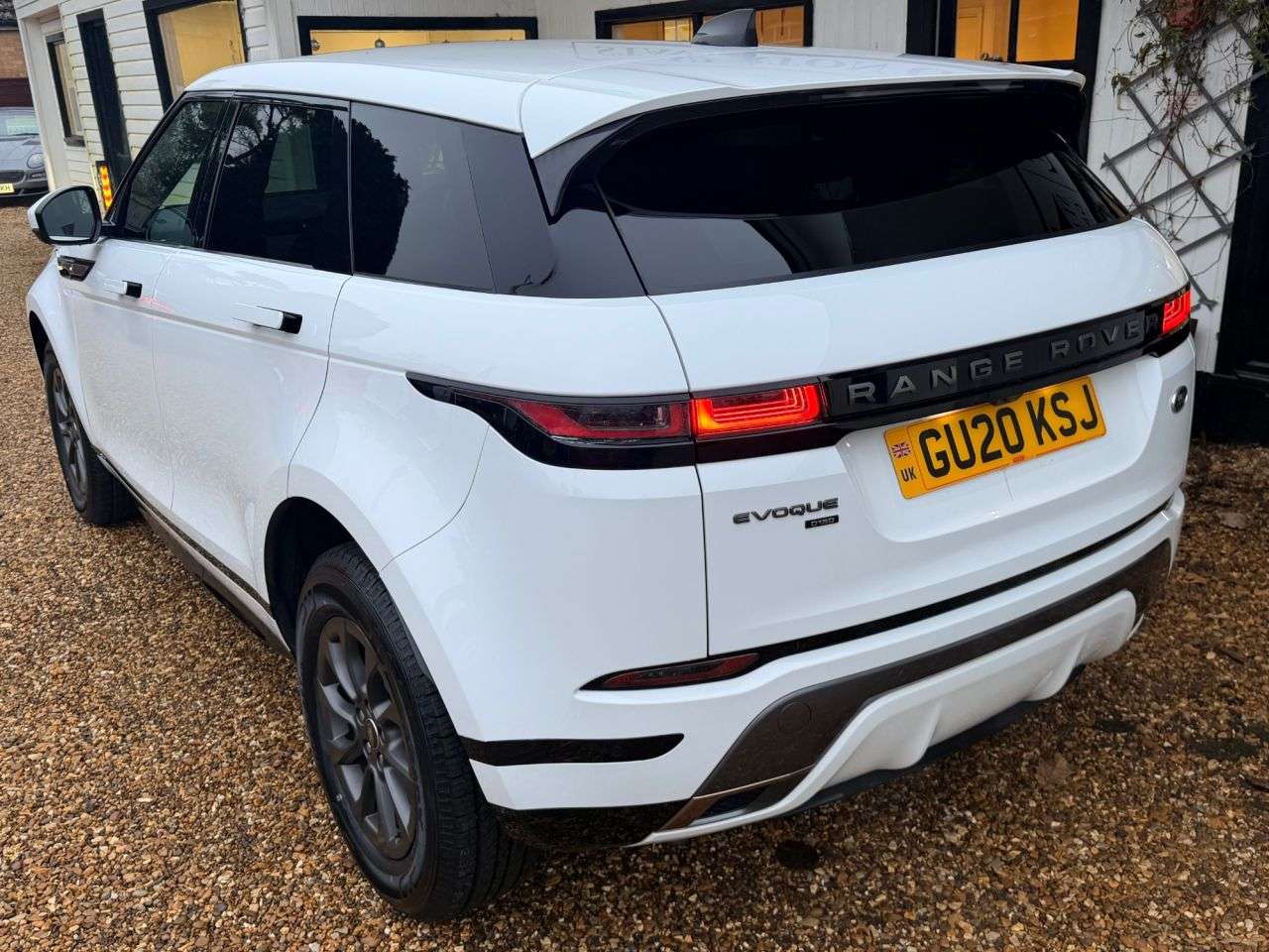 2020 LAND ROVER RANGE ROVER EVOQUE 2020 LAND ROVER RANGE ROVER EVOQUE