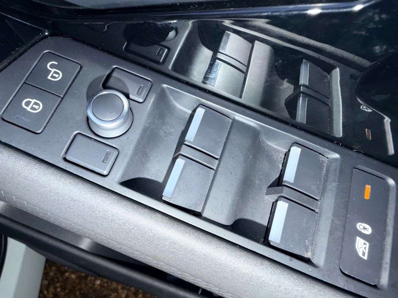 2020 LAND ROVER RANGE ROVER EVOQUE 2020 LAND ROVER RANGE ROVER EVOQUE