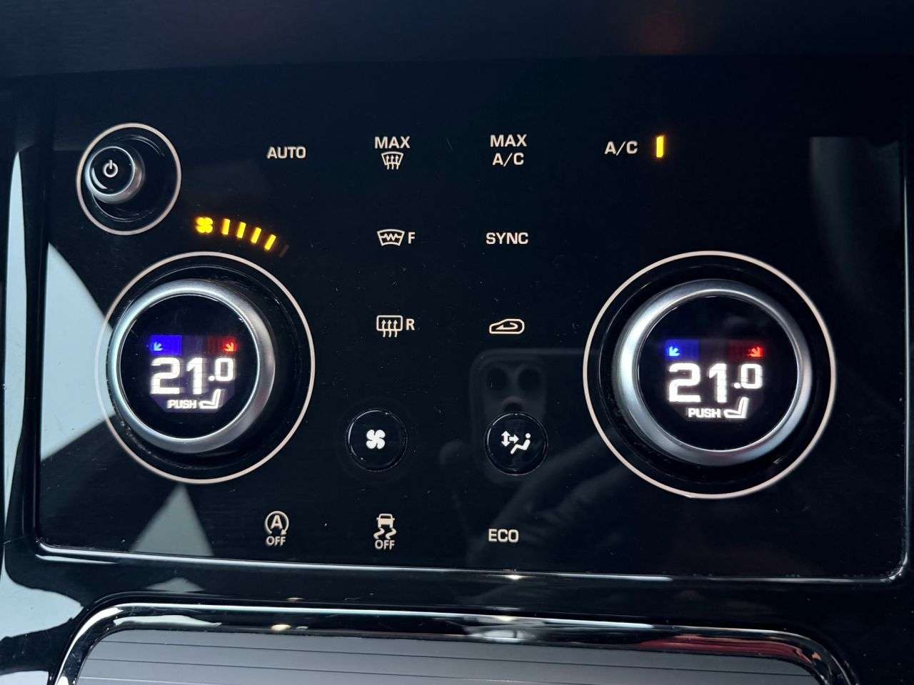 2020 LAND ROVER RANGE ROVER EVOQUE 2020 LAND ROVER RANGE ROVER EVOQUE