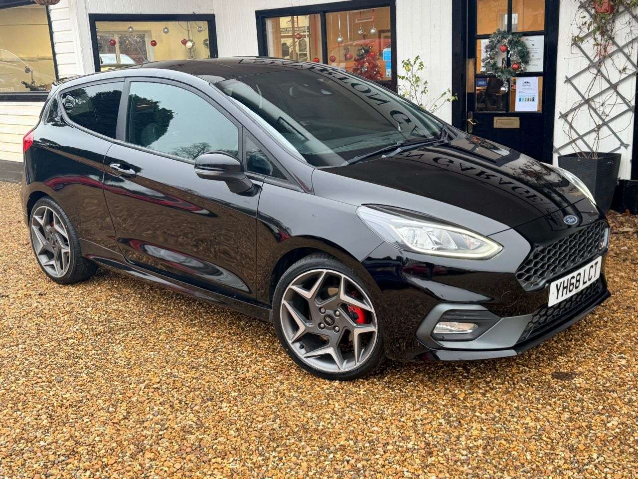 A 2018 FORD FIESTA 1.5T EcoBoost ST-2 Hatchback 3dr Petrol Manual Euro 6 (200 ps) A 2018 FORD FIESTA 1.5T EcoBoost ST-2 Hatchback 3dr Petrol Manual Euro 6 (200 ps)
