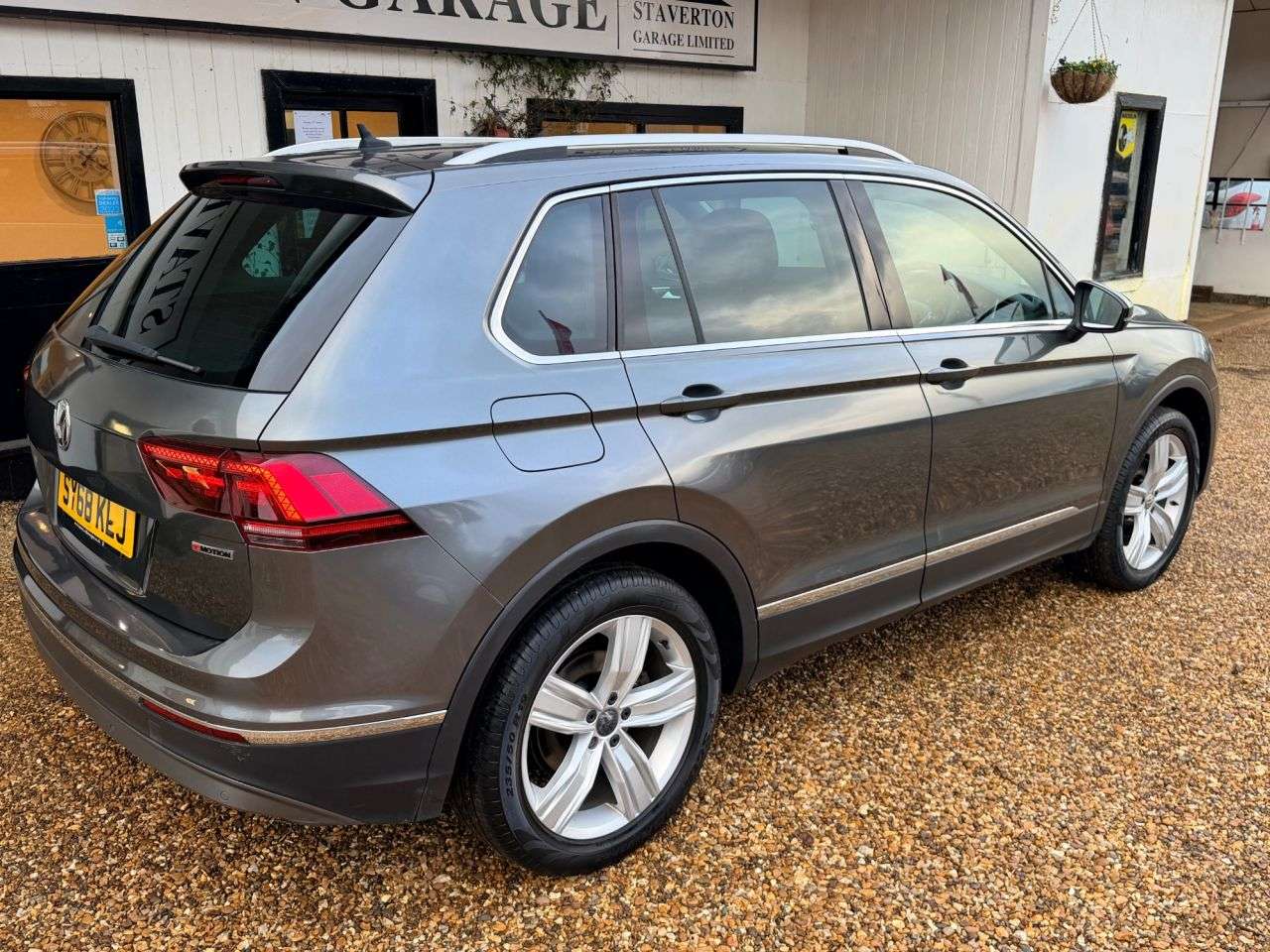 2018 VOLKSWAGEN TIGUAN 2018 VOLKSWAGEN TIGUAN