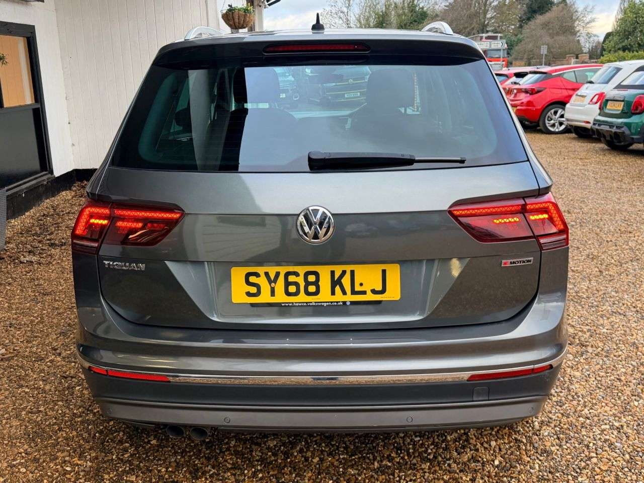 2018 VOLKSWAGEN TIGUAN 2018 VOLKSWAGEN TIGUAN