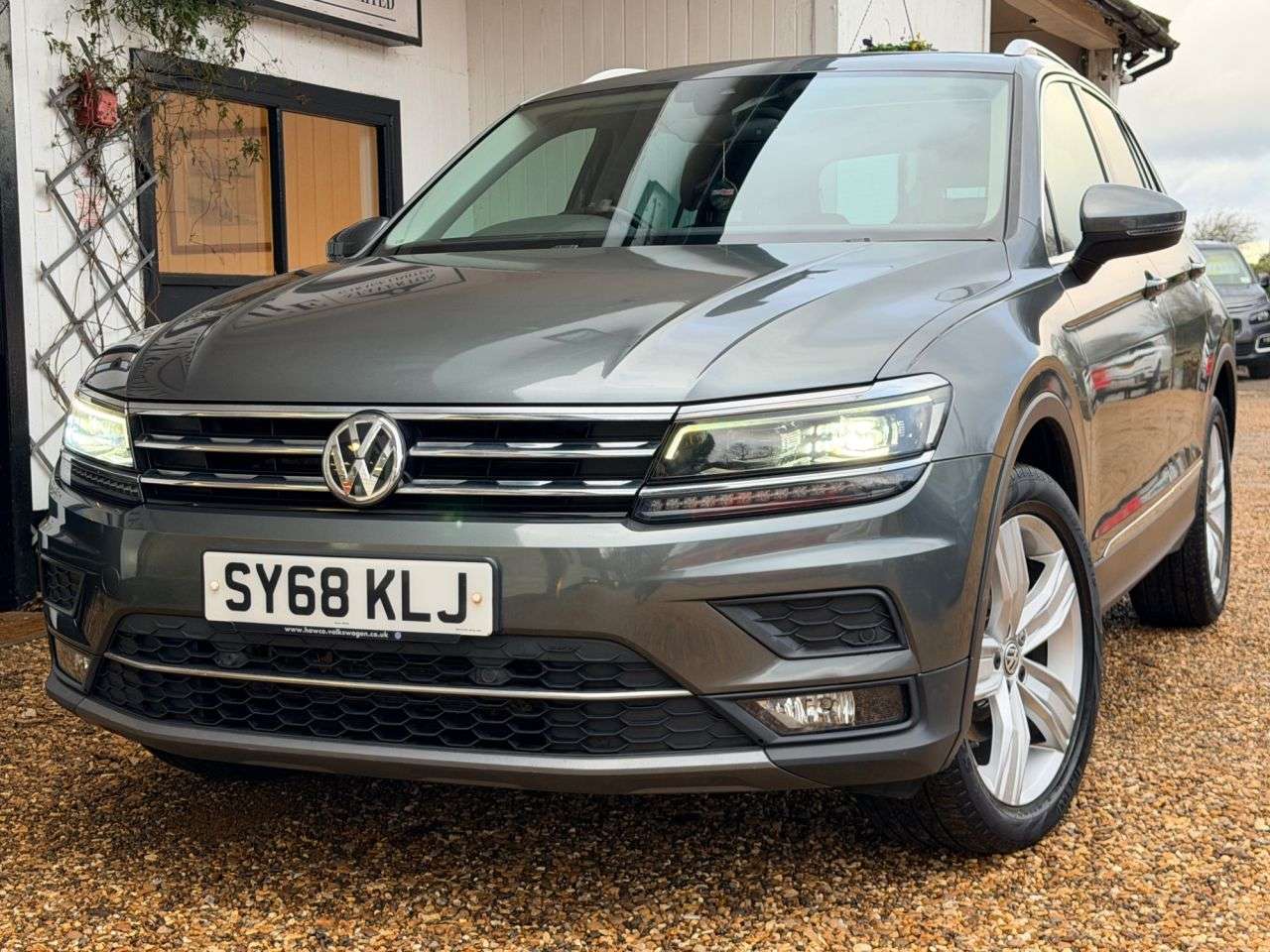 2018 VOLKSWAGEN TIGUAN 2018 VOLKSWAGEN TIGUAN