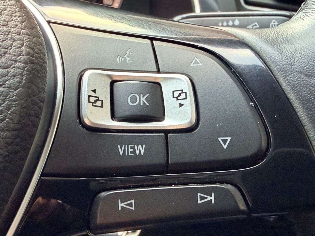 2018 VOLKSWAGEN TIGUAN 2018 VOLKSWAGEN TIGUAN