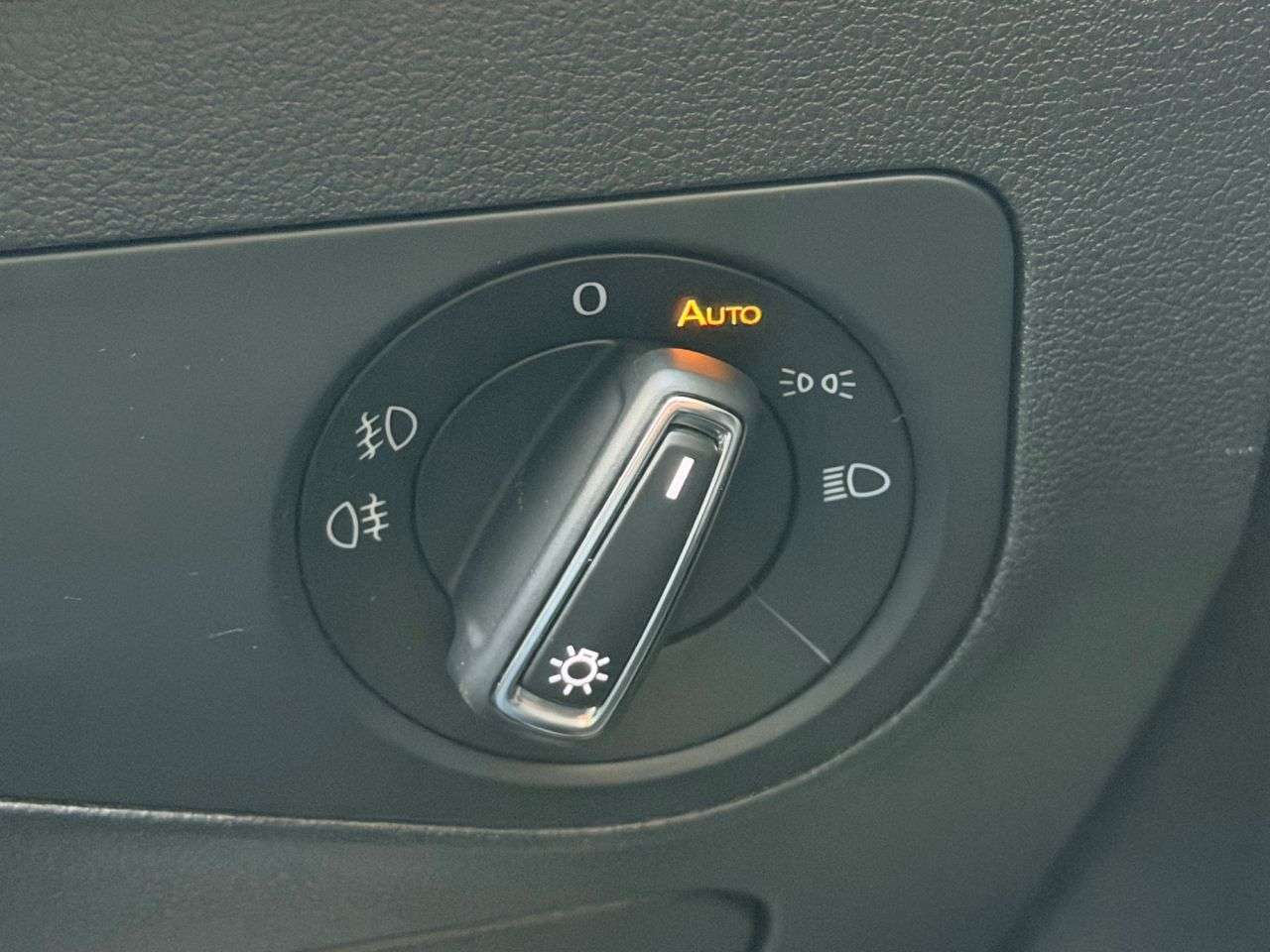 2018 VOLKSWAGEN TIGUAN 2018 VOLKSWAGEN TIGUAN