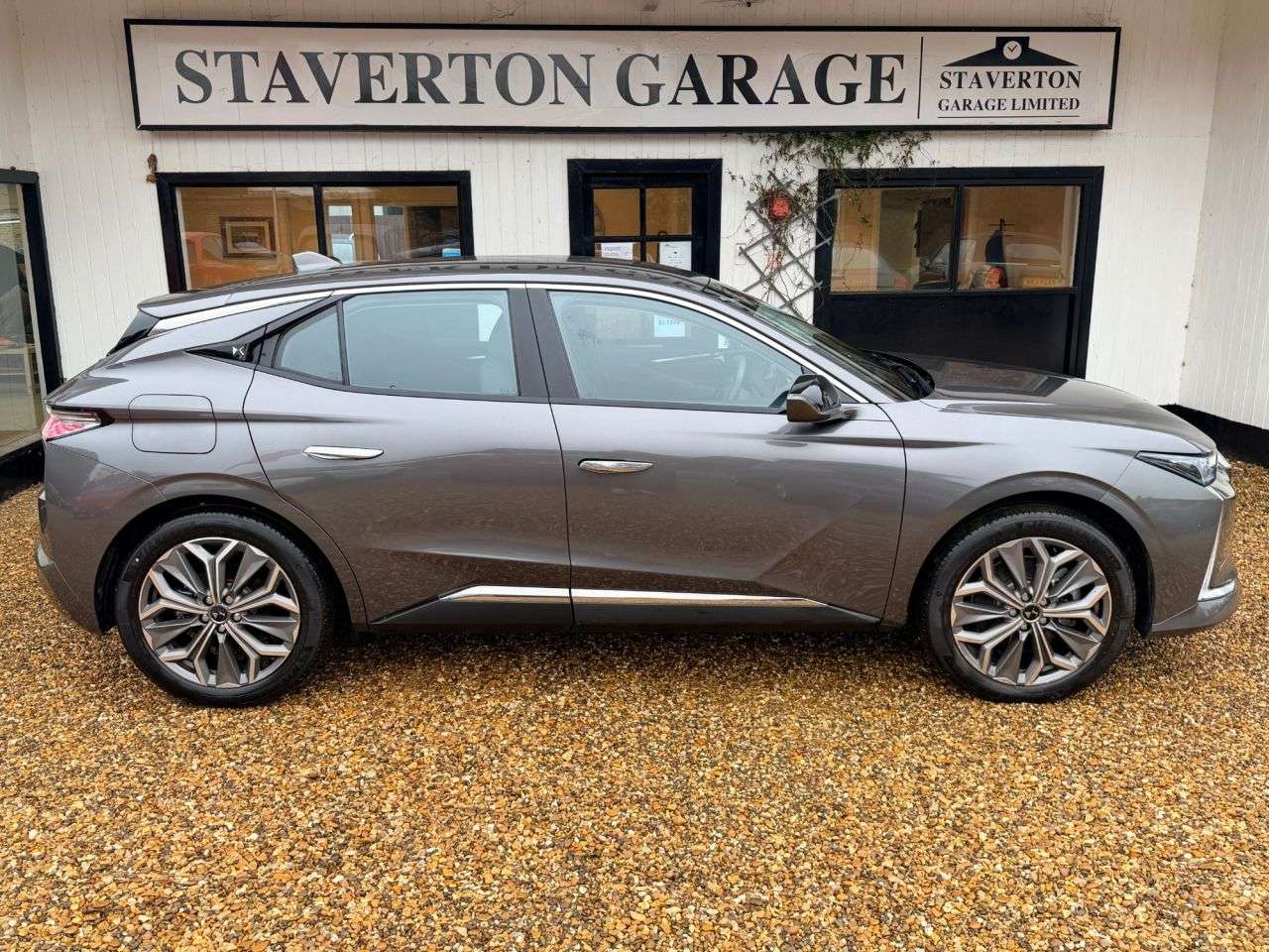 2023 DS AUTOMOBILES DS 4 2023 DS AUTOMOBILES DS 4