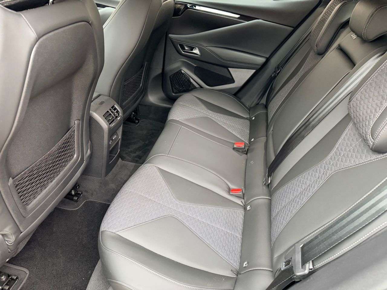 2023 DS AUTOMOBILES DS 4 2023 DS AUTOMOBILES DS 4