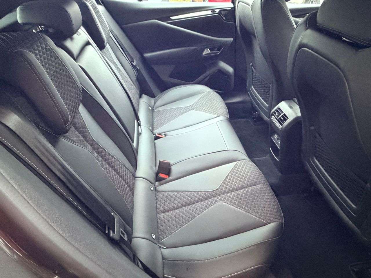 2023 DS AUTOMOBILES DS 4 2023 DS AUTOMOBILES DS 4