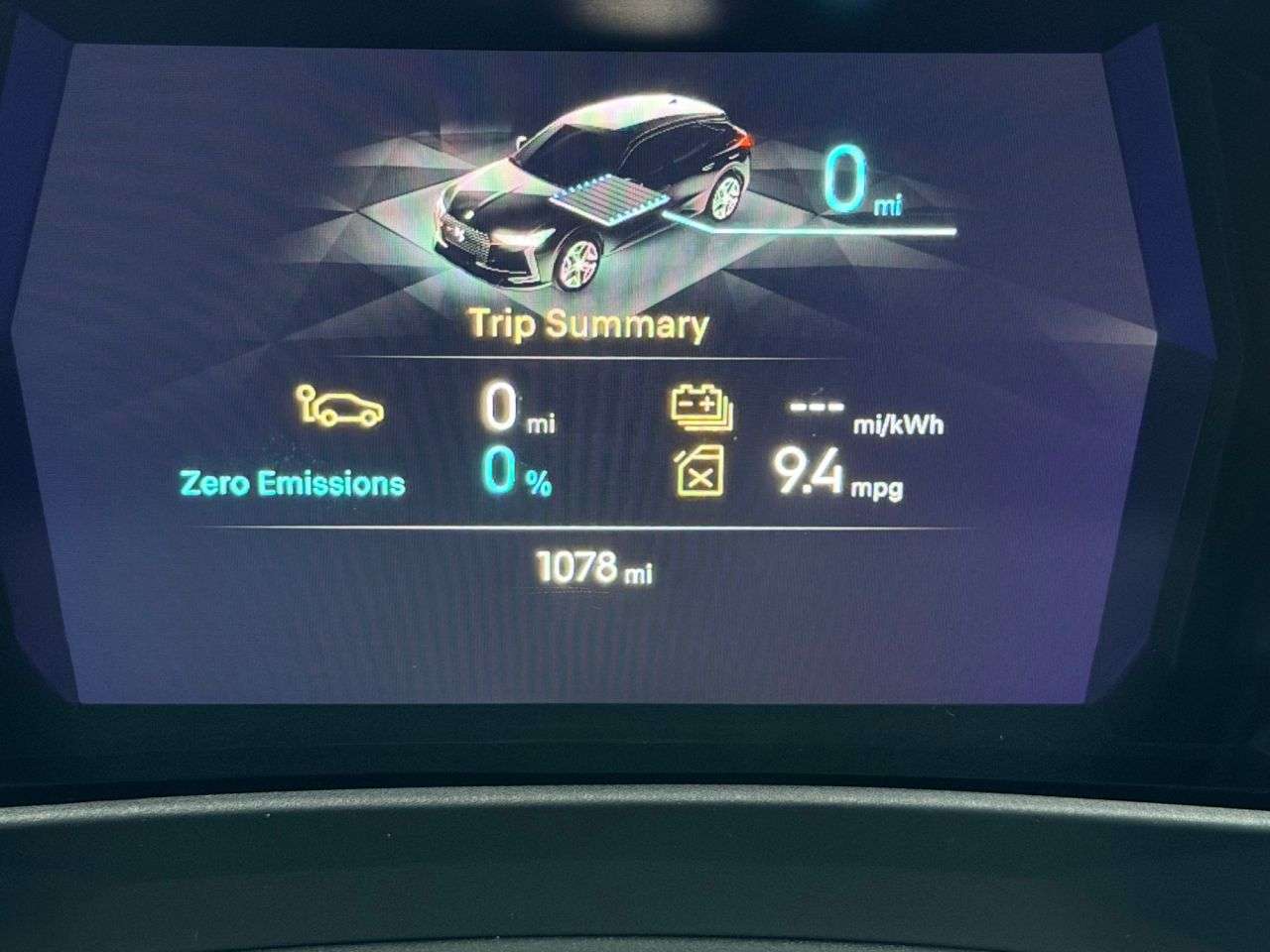 A 2023 DS AUTOMOBILES DS 4 1.6 E-TENSE 12.4kWh Trocadero Hatchback 5dr Petrol Plug-in Hybrid EAT8 Euro A 2023 DS AUTOMOBILES DS 4 1.6 E-TENSE 12.4kWh Trocadero Hatchback 5dr Petrol Plug-in Hybrid EAT8 Euro