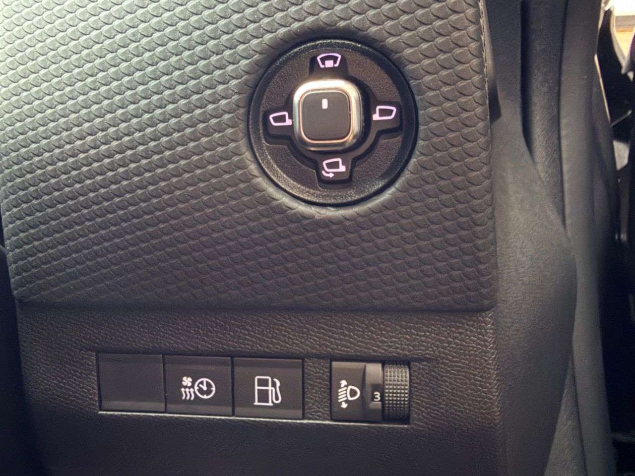 2023 DS AUTOMOBILES DS 4 2023 DS AUTOMOBILES DS 4