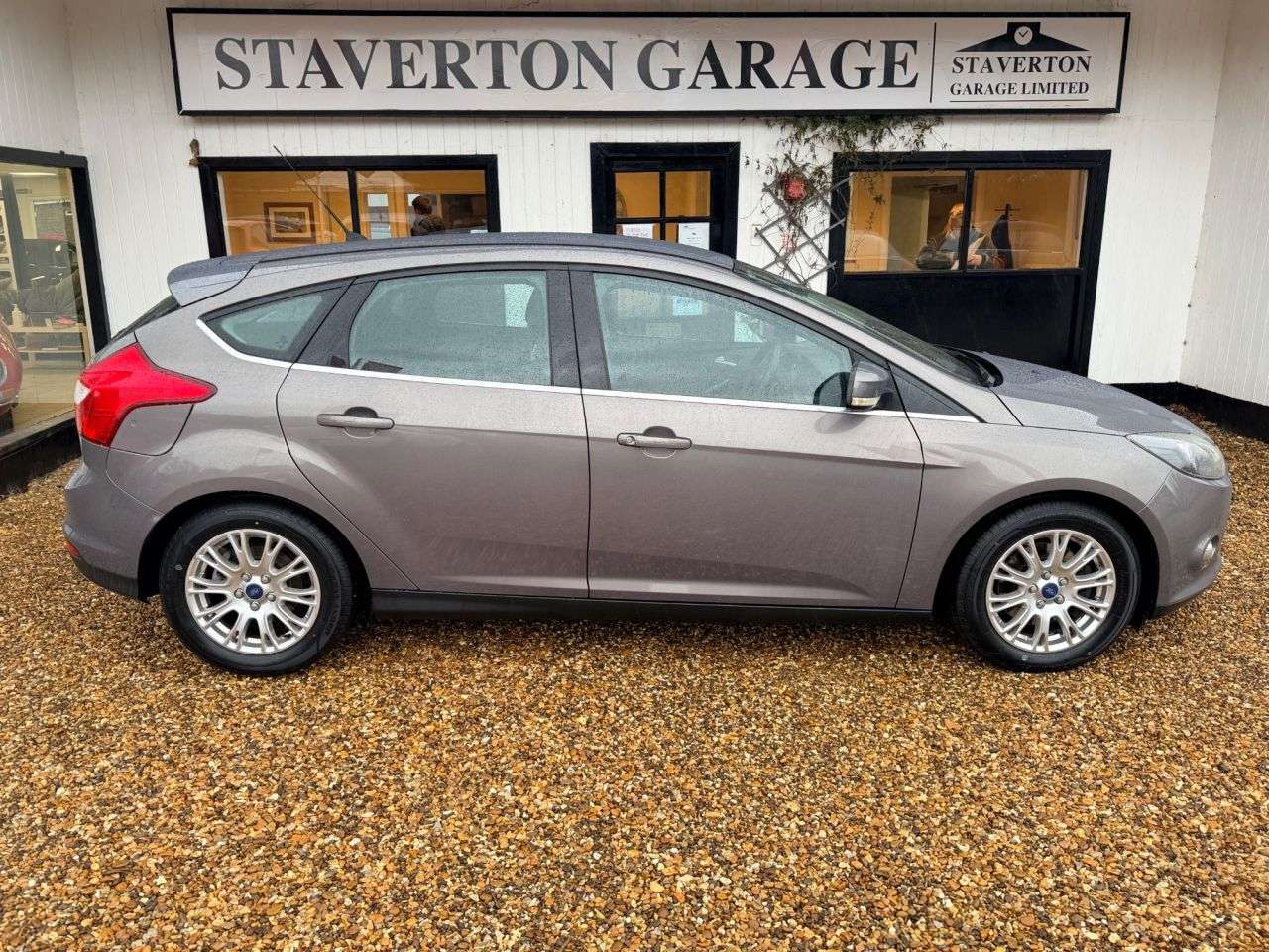 2011 FORD FOCUS 2011 FORD FOCUS