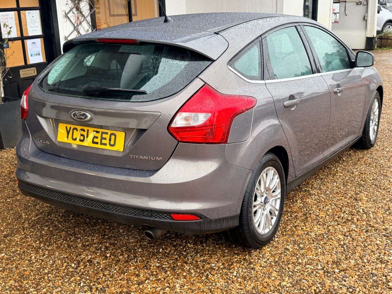 2011 FORD FOCUS 2011 FORD FOCUS