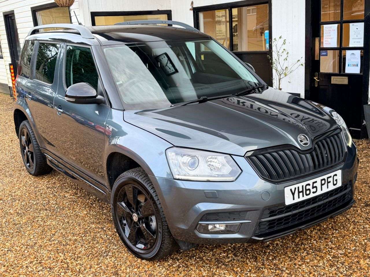 A 2015 SKODA YETI 2.0 TDI Monte Carlo SUV 5dr Diesel DSG 4WD Euro 6 (s/s) (150 ps) A 2015 SKODA YETI 2.0 TDI Monte Carlo SUV 5dr Diesel DSG 4WD Euro 6 (s/s) (150 ps)
