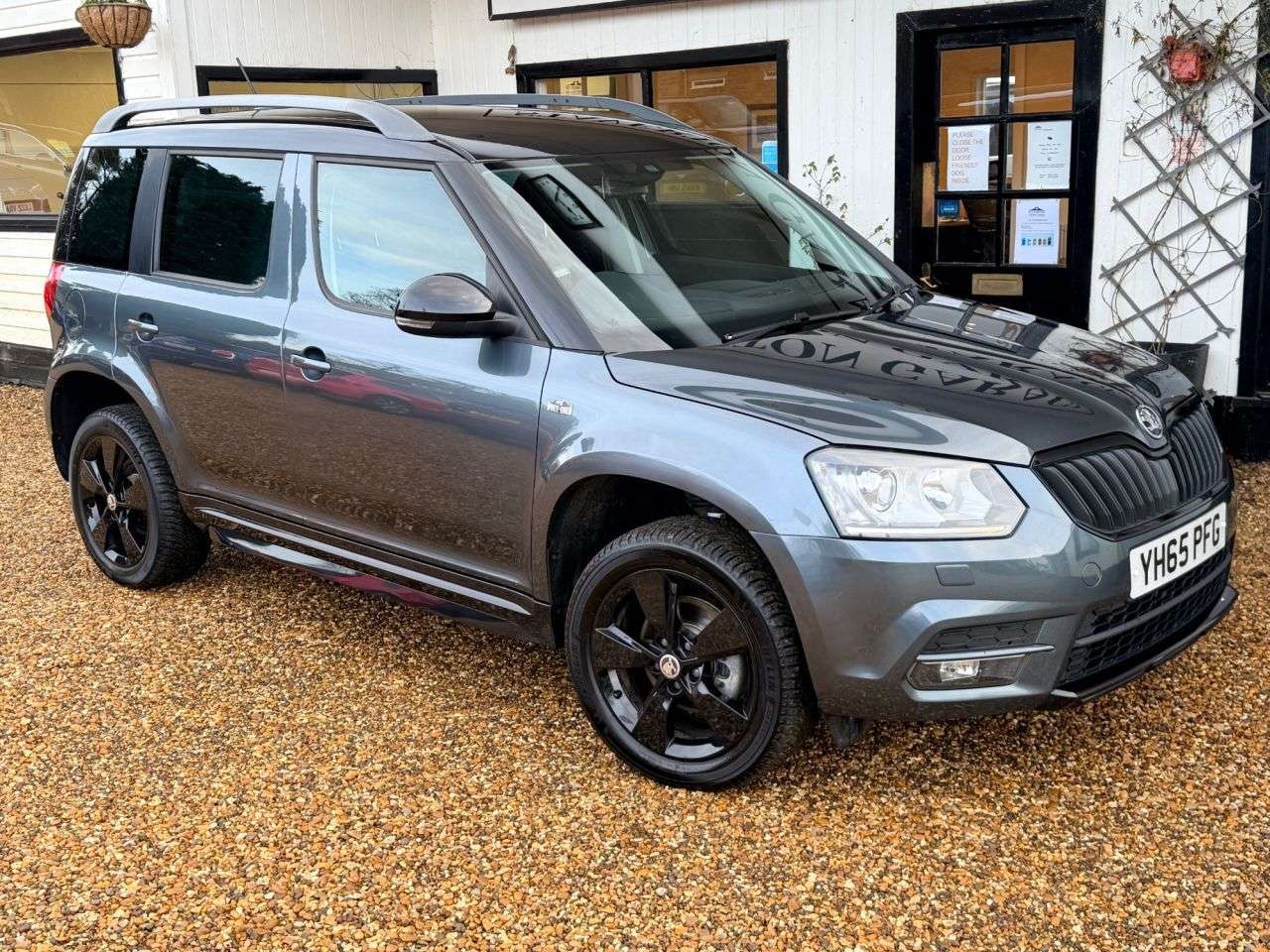 A 2015 SKODA YETI 2.0 TDI Monte Carlo SUV 5dr Diesel DSG 4WD Euro 6 (s/s) (150 ps) A 2015 SKODA YETI 2.0 TDI Monte Carlo SUV 5dr Diesel DSG 4WD Euro 6 (s/s) (150 ps)