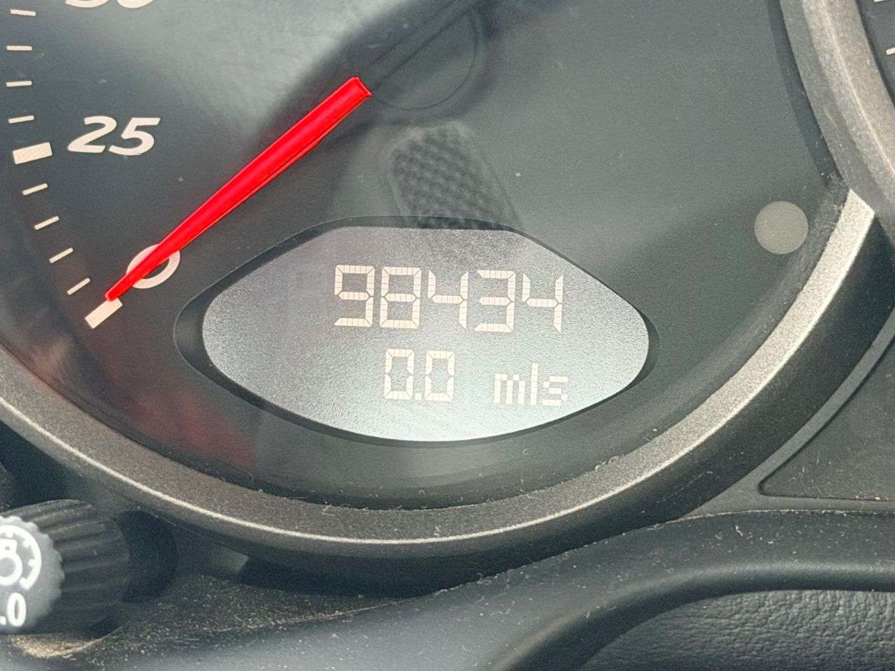 A 2007 PORSCHE BOXSTER 2.7 987 Convertible 2dr Petrol Manual (222 g/km, 245 bhp) A 2007 PORSCHE BOXSTER 2.7 987 Convertible 2dr Petrol Manual (222 g/km, 245 bhp)