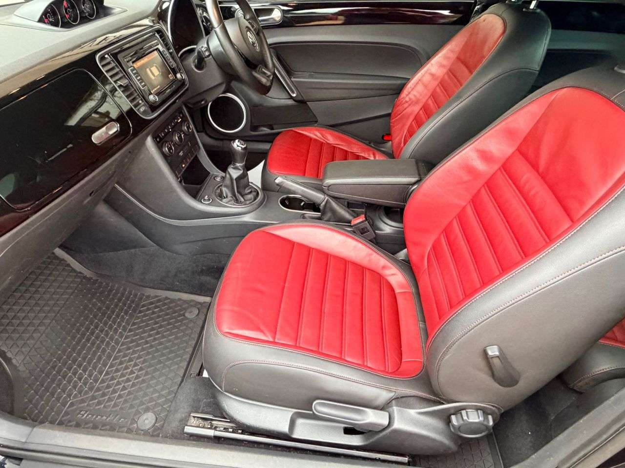 2014 VOLKSWAGEN BEETLE 2014 VOLKSWAGEN BEETLE