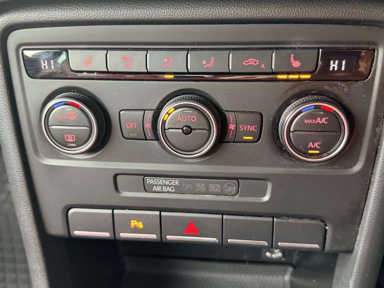 2014 VOLKSWAGEN BEETLE 2014 VOLKSWAGEN BEETLE