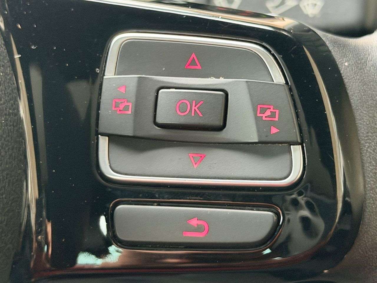 2014 VOLKSWAGEN BEETLE 2014 VOLKSWAGEN BEETLE