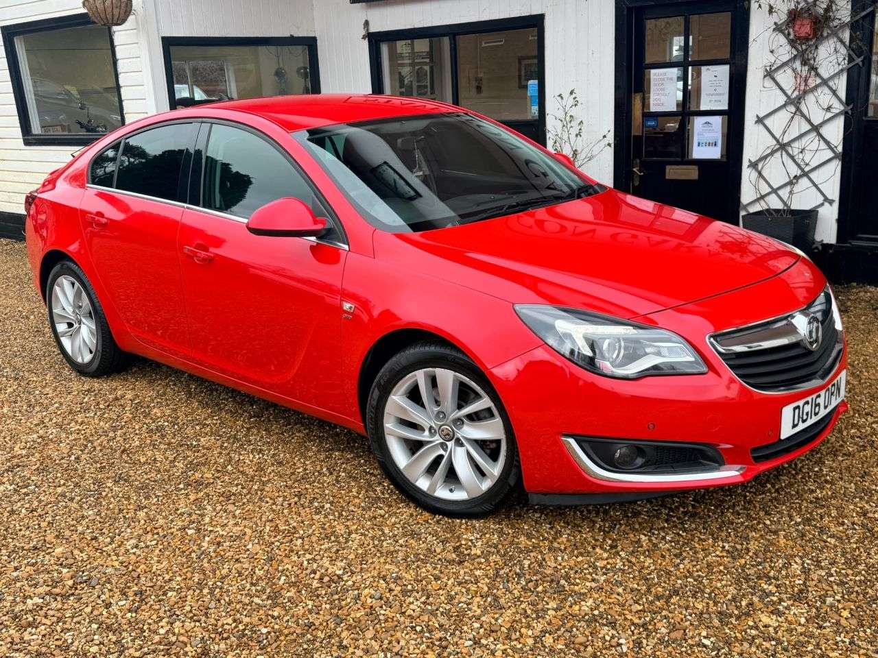 A 2016 VAUXHALL INSIGNIA SRI NAV CDTI A 2016 VAUXHALL INSIGNIA SRI NAV CDTI