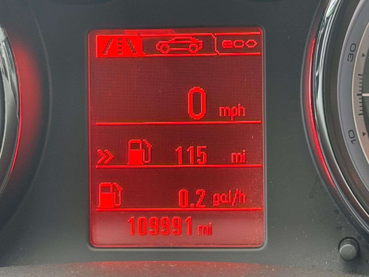 A 2013 VAUXHALL ASTRA GTC 1.4T SRi Coupe 3dr Petrol Manual Euro 5 (s/s) (140 ps) A 2013 VAUXHALL ASTRA GTC 1.4T SRi Coupe 3dr Petrol Manual Euro 5 (s/s) (140 ps)