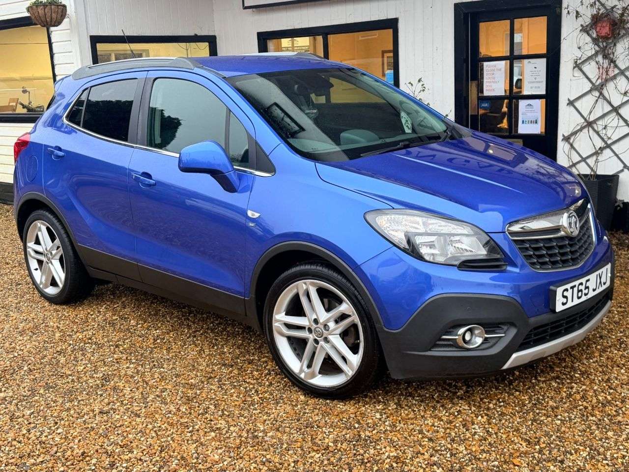 A 2015 VAUXHALL MOKKA 1.4i Turbo SE SUV 5dr Petrol Auto 2WD Euro 6 (140 ps) A 2015 VAUXHALL MOKKA 1.4i Turbo SE SUV 5dr Petrol Auto 2WD Euro 6 (140 ps)