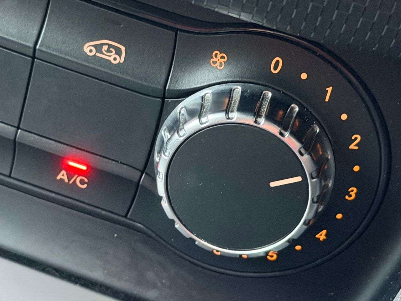 2014 MERCEDES-BENZ A-CLASS 2014 MERCEDES-BENZ A-CLASS