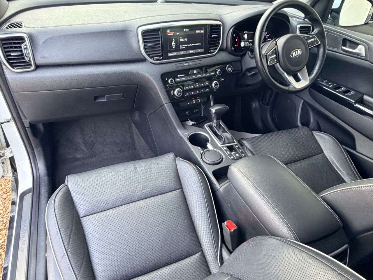 A 2019 KIA SPORTAGE 1.6 CRDi EcoDynamics+ 4 SUV 5dr Diesel Hybrid DCT AWD Euro 6 (s/s) (134 bhp A 2019 KIA SPORTAGE 1.6 CRDi EcoDynamics+ 4 SUV 5dr Diesel Hybrid DCT AWD Euro 6 (s/s) (134 bhp