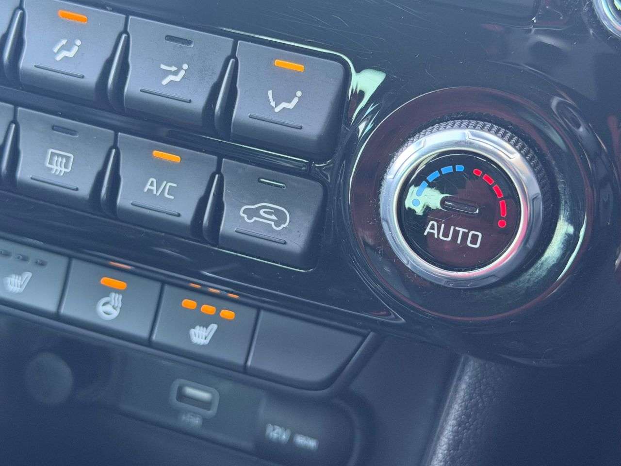 2019 KIA SPORTAGE 2019 KIA SPORTAGE