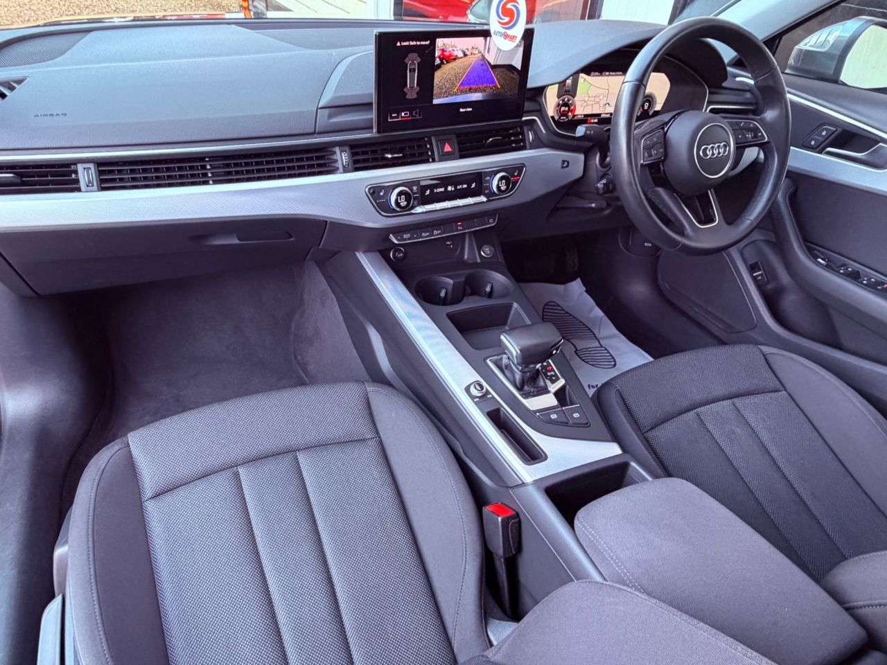 A 2021 AUDI A4 AVANT 2.0 TDI 35 Technik Estate 5dr Diesel S Tronic Euro 6 (s/s) (163 ps) A 2021 AUDI A4 AVANT 2.0 TDI 35 Technik Estate 5dr Diesel S Tronic Euro 6 (s/s) (163 ps)