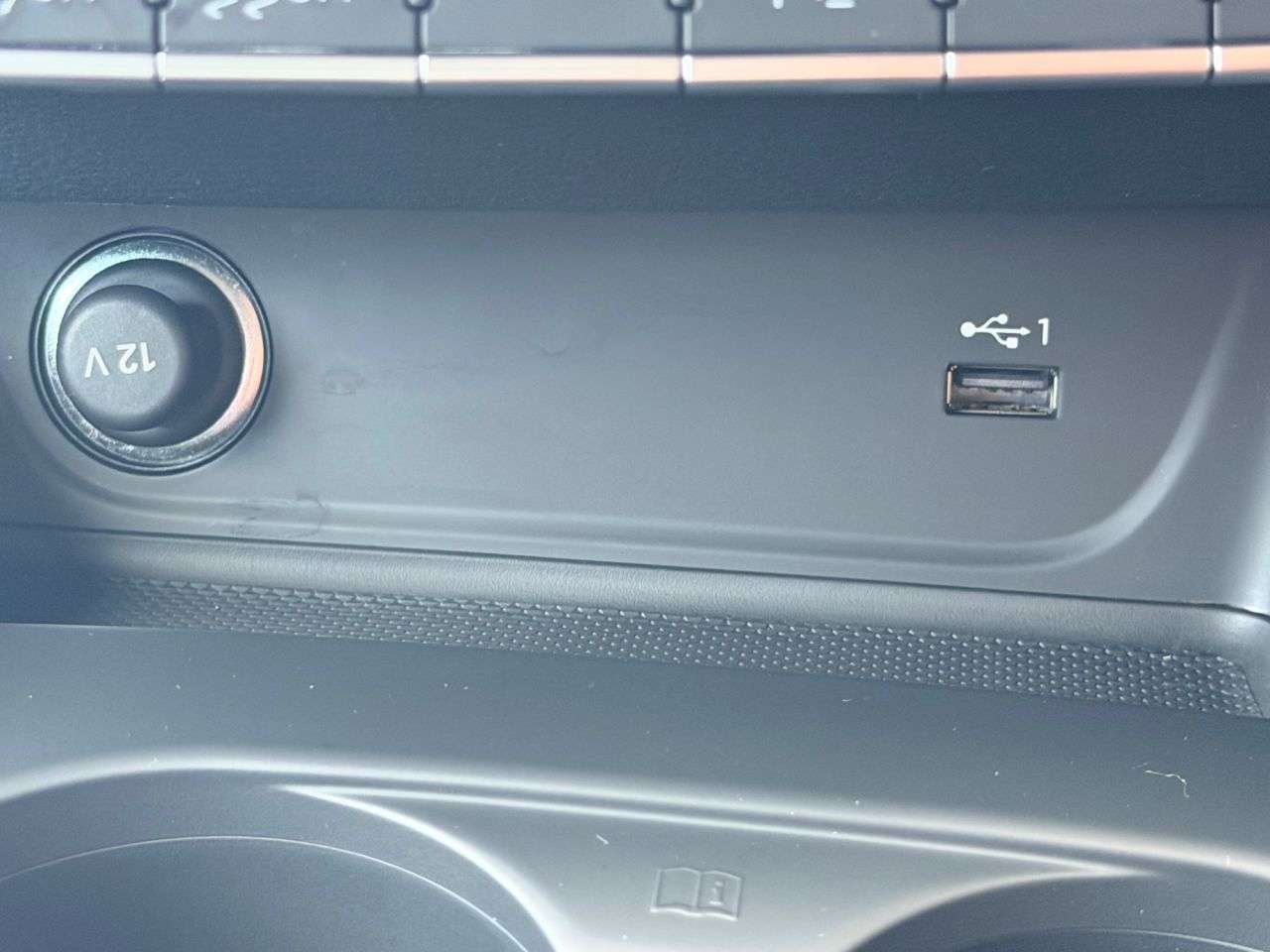 2021 AUDI A4 AVANT 2021 AUDI A4 AVANT