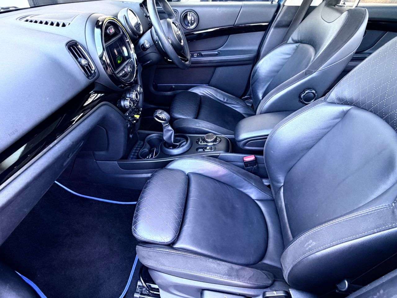 2019 MINI COUNTRYMAN 2019 MINI COUNTRYMAN