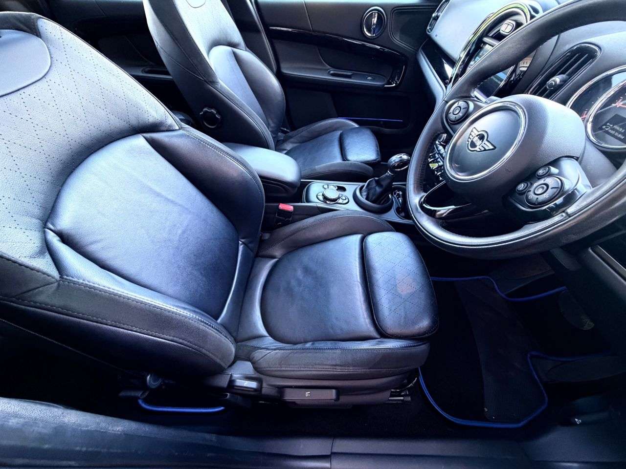 2019 MINI COUNTRYMAN 2019 MINI COUNTRYMAN