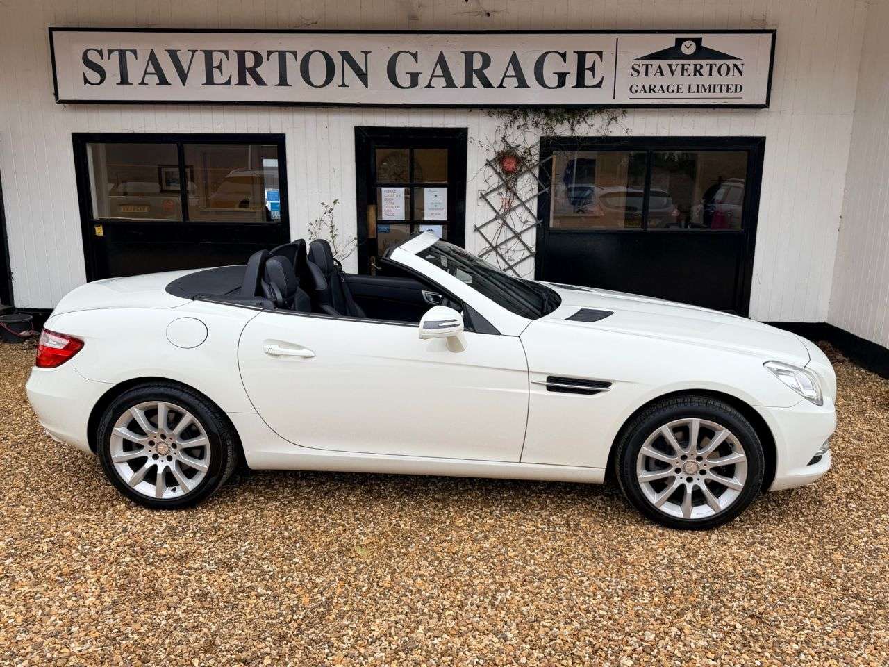 2011 MERCEDES-BENZ SLK 2011 MERCEDES-BENZ SLK