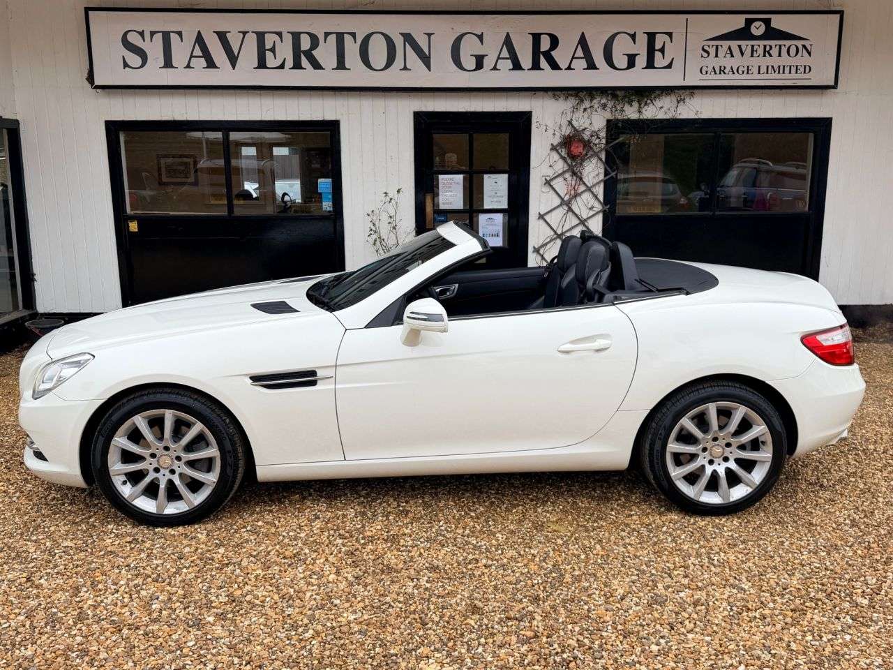 2011 MERCEDES-BENZ SLK 2011 MERCEDES-BENZ SLK