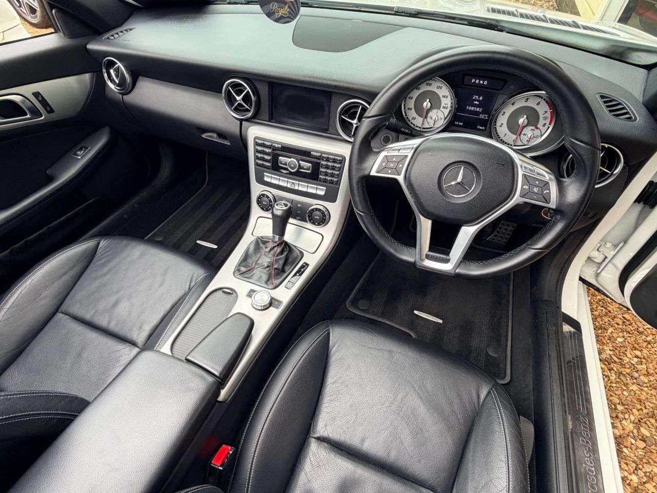 2011 MERCEDES-BENZ SLK 2011 MERCEDES-BENZ SLK