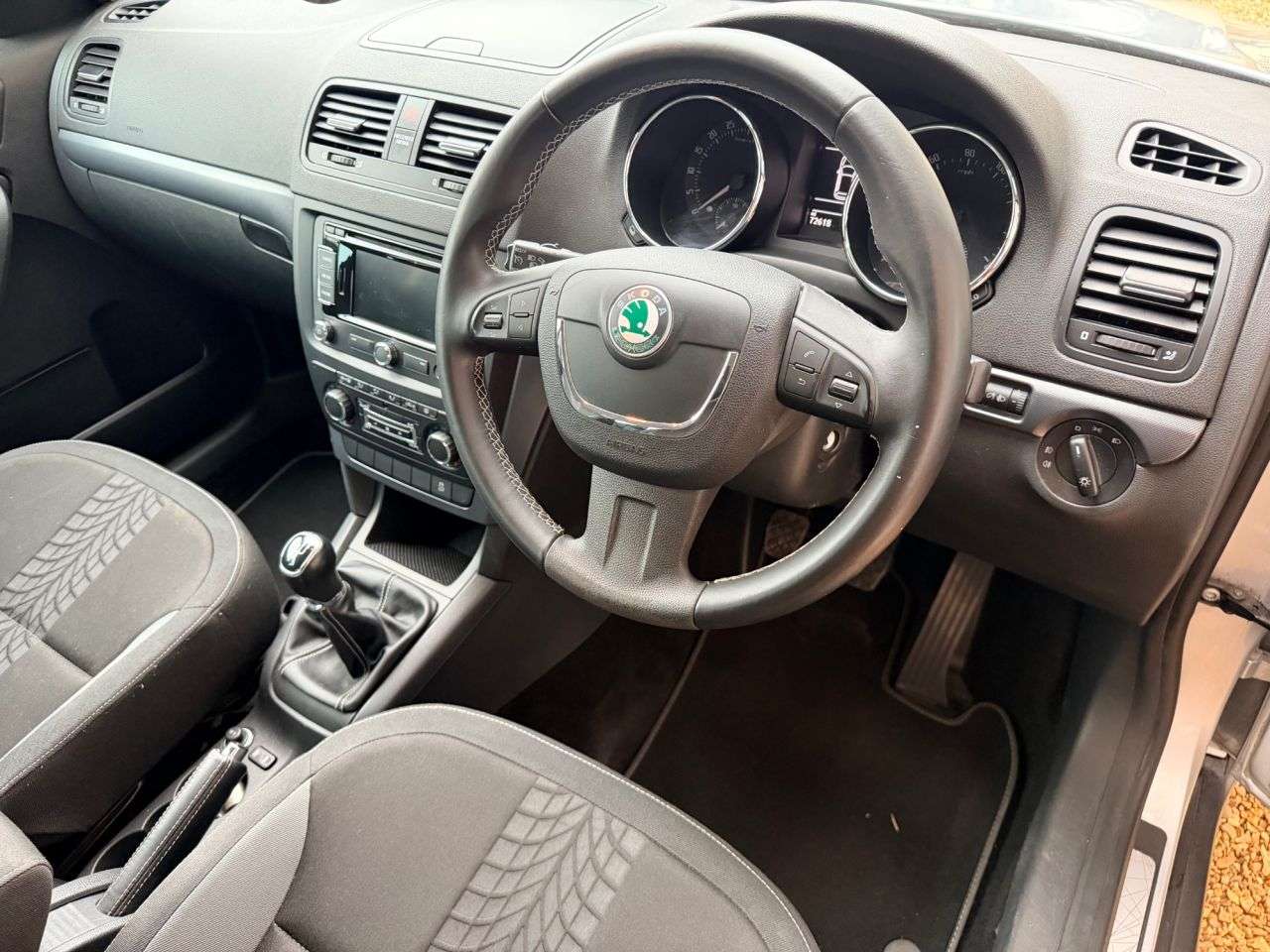 2013 SKODA YETI 2013 SKODA YETI