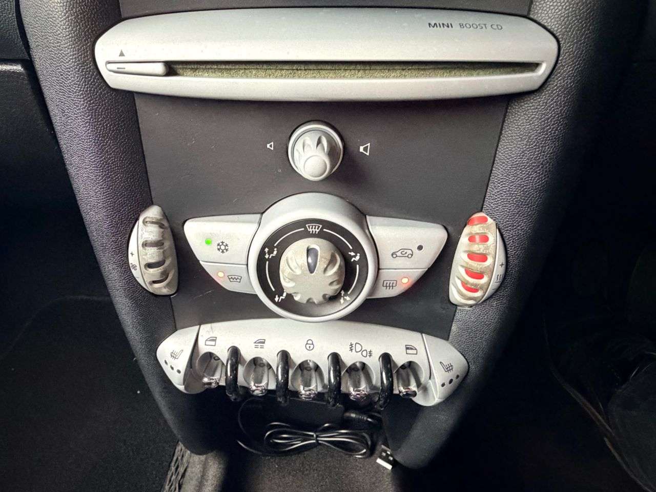 2009 MINI CONVERTIBLE 2009 MINI CONVERTIBLE