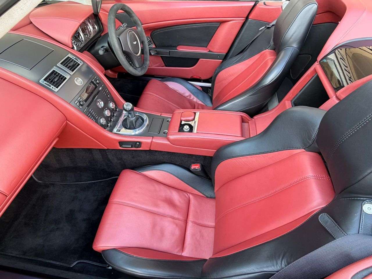 2007 ASTON MARTIN VANTAGE 2007 ASTON MARTIN VANTAGE