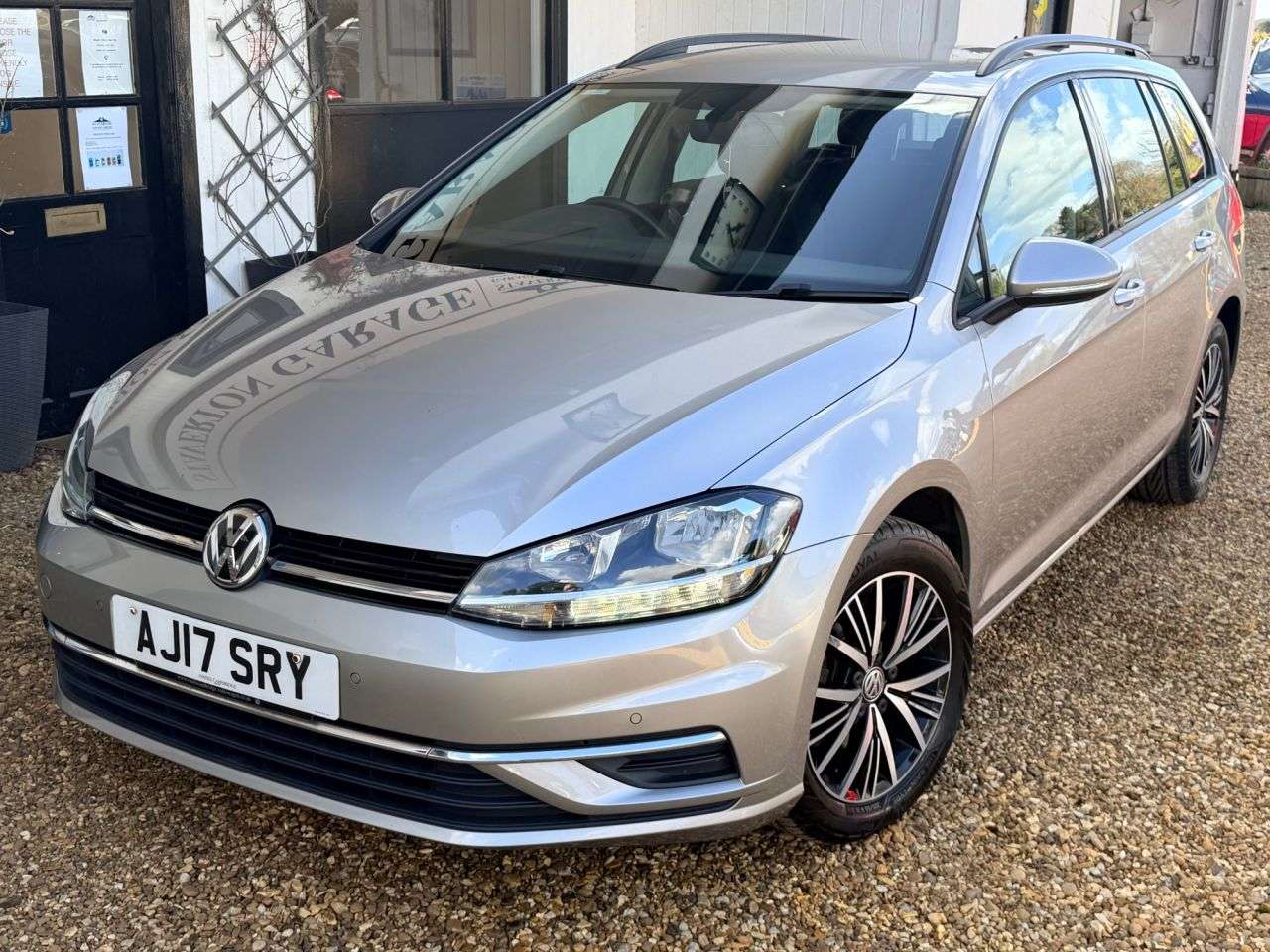 2017 VOLKSWAGEN GOLF 2017 VOLKSWAGEN GOLF