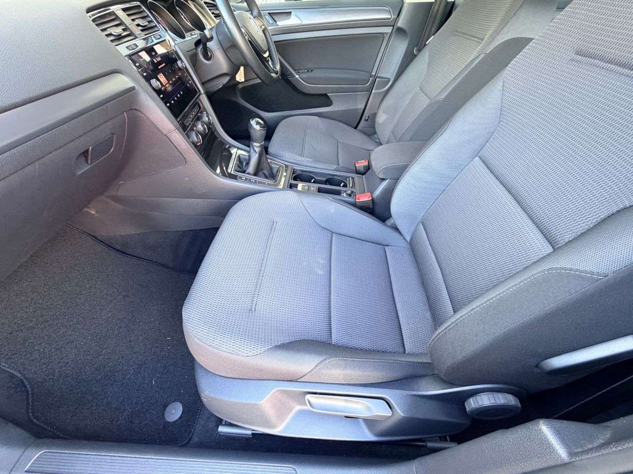 2017 VOLKSWAGEN GOLF 2017 VOLKSWAGEN GOLF