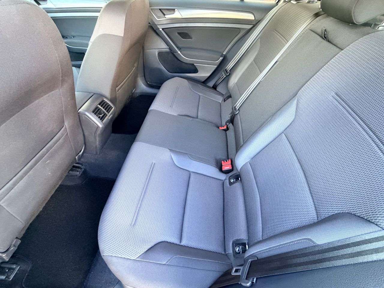 2017 VOLKSWAGEN GOLF 2017 VOLKSWAGEN GOLF