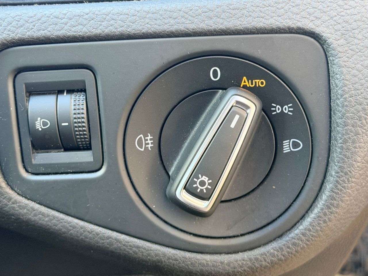 2017 VOLKSWAGEN GOLF 2017 VOLKSWAGEN GOLF