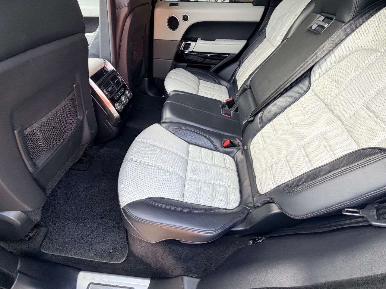 2015 LAND ROVER RANGE ROVER SPORT 2015 LAND ROVER RANGE ROVER SPORT