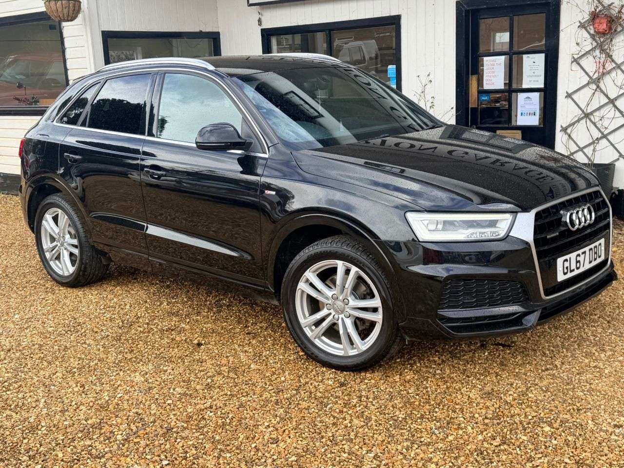 A 2017 AUDI Q3 2.0 TFSI S line Edition SUV 5dr Petrol S Tronic quattro Euro 6 (s/s) (180 p A 2017 AUDI Q3 2.0 TFSI S line Edition SUV 5dr Petrol S Tronic quattro Euro 6 (s/s) (180 p
