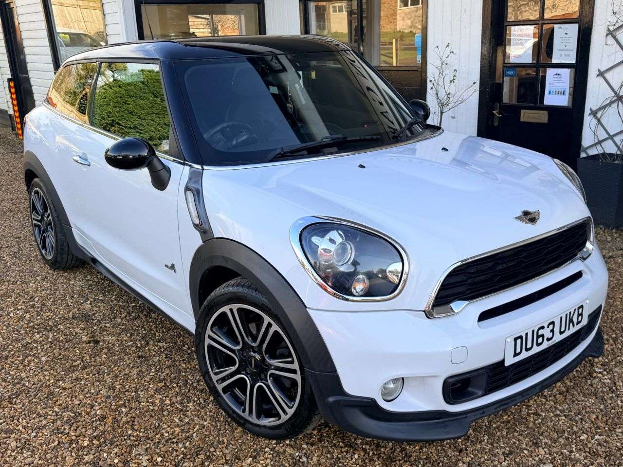 A 2013 MINI COOPER 2.0 Paceman Cooper SD SUV 3dr Diesel Auto ALL4 Euro 5 (143 ps) A 2013 MINI COOPER 2.0 Paceman Cooper SD SUV 3dr Diesel Auto ALL4 Euro 5 (143 ps)