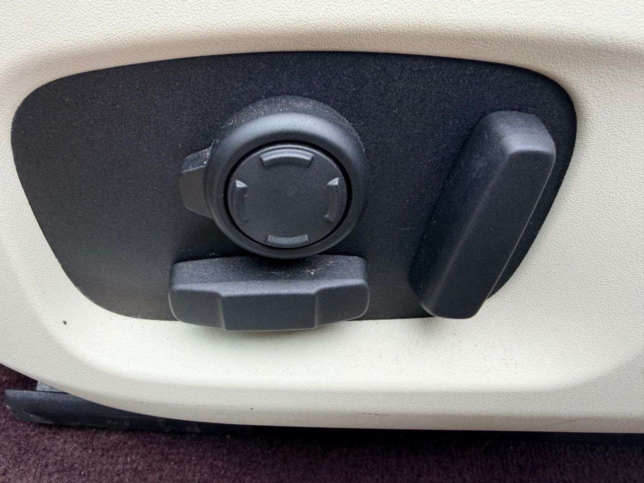 2017 LAND ROVER RANGE ROVER EVOQUE 2017 LAND ROVER RANGE ROVER EVOQUE