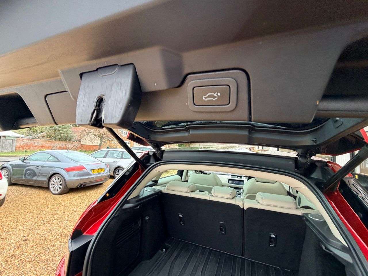 2017 LAND ROVER RANGE ROVER EVOQUE 2017 LAND ROVER RANGE ROVER EVOQUE